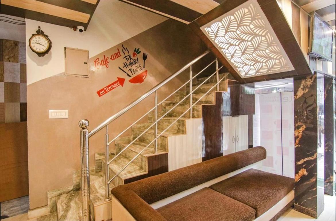 Hotel Royal Respite - Luxury Comfort ! Travellers Delight ! Budget Friendly ! Prime Location ! Guest Favourite リシケーシュ エクステリア 写真