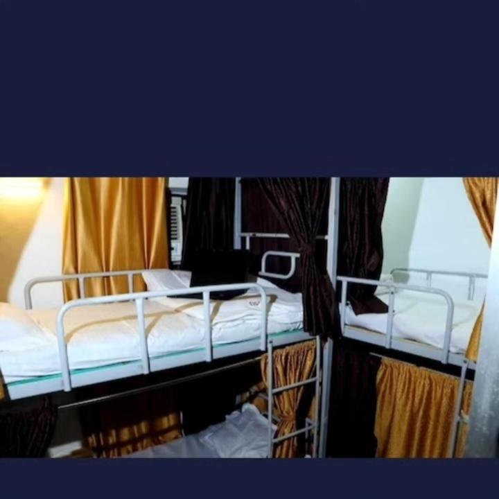 Hotel Royal Respite - Luxury Comfort ! Travellers Delight ! Budget Friendly ! Prime Location ! Guest Favourite リシケーシュ エクステリア 写真
