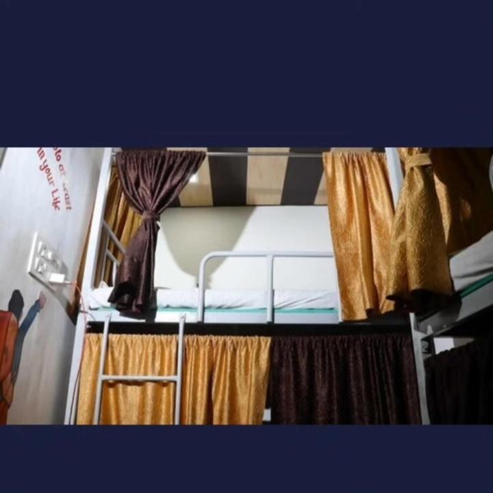 Hotel Royal Respite - Luxury Comfort ! Travellers Delight ! Budget Friendly ! Prime Location ! Guest Favourite リシケーシュ エクステリア 写真